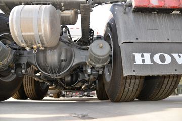 �й����� HOWO TX�ؿ� 430���� 6X4 ǣ����(����)(ZZ4257V324GF1)ͼƬ