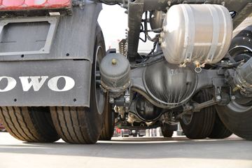 �й����� HOWO TX�ؿ� 430���� 6X4 ǣ����(����)(ZZ4257V324GF1)ͼƬ