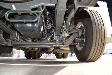 �й����� HOWO TX�ؿ� 430���� 6X4 ǣ����(����)(ZZ4257V324GF1)ͼƬ