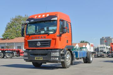 中国重汽 汕德卡SITRAK G5重卡 240马力 4X2 6.8米厢式载货车(ZZ5186XXYM501GE1)