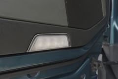 沃尔沃 全新FM重卡 420马力 6X4 自动挡牵引车(国六)(平顶)