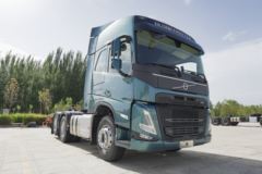 沃尔沃 全新FM重卡 500马力 6X4 自动挡牵引车(国六)