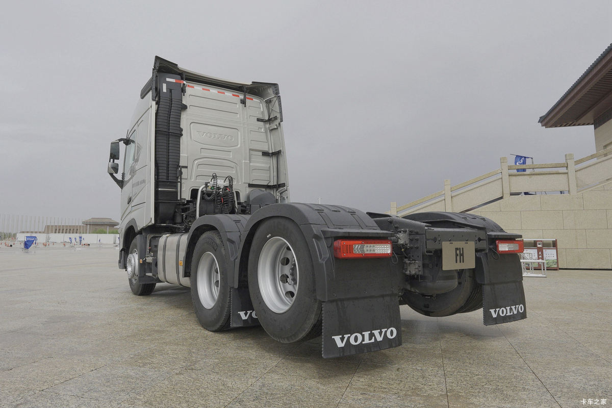 �ֶ��� ȫ��FH�ؿ� 460���� 6X4 �Զ���ǣ����(����)���                                                