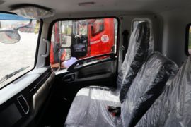 华神T3&nbsp;载货车驾驶室                                               图片