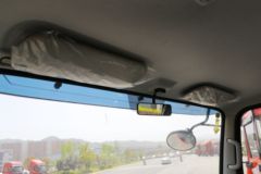 东风华神 T3 200马力 4X2 6.85米排半栏板载货车(速比4.875)(EQ1186GL6D11)