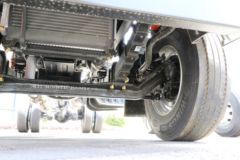 东风华神 T3 200马力 4X2 6.85米排半栏板载货车(速比4.875)(EQ1186GL6D11)