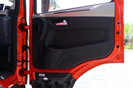 华神T5&nbsp;载货车驾驶室                                               图片