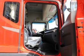 华神T5&nbsp;载货车驾驶室                                               图片