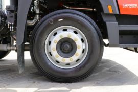 华神T5&nbsp;载货车底盘                                                图片