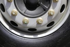 东风华神 T5 270马力 4X2 9.8米排半翼开启厢式载货车(EQ5186XYKL6D11) 东风华神 T5 270马力 4X2 9.8米排半翼开启厢式载货车(EQ5186XYKL6D11)