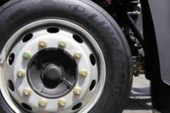 东风华神 T5 270马力 4X2 9.8米排半翼开启厢式载货车(EQ5186XYKL6D11) 东风华神 T5 270马力 4X2 9.8米排半翼开启厢式载货车(EQ5186XYKL6D11)