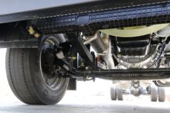 东风华神 T5 270马力 4X2 9.8米排半翼开启厢式载货车(EQ5186XYKL6D11) 东风华神 T5 270马力 4X2 9.8米排半翼开启厢式载货车(EQ5186XYKL6D11)