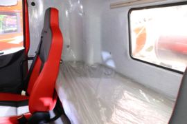 三一重工&nbsp;混凝土搅拌车驾驶室                                               图片