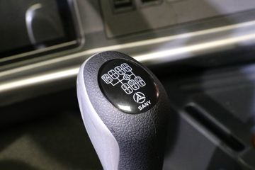 ��һ���� 307���� 8X4 7.99�����������賵(����)(SYM5320GJB1F)ͼƬ