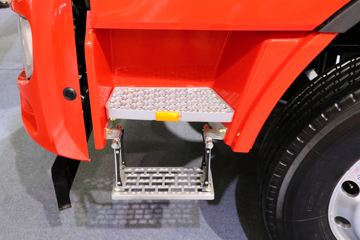 ��һ���� 300���� 8X4 7.8�����������賵(SYM5316GJB1EA)ͼƬ