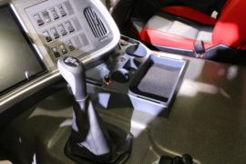 三一重工&nbsp;混凝土搅拌车驾驶室                                               图片