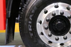 C系&nbsp;混凝土搅拌车底盘                                                图片