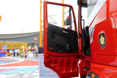 三一重卡 正义版 460马力 6X4 牵引车(国六)