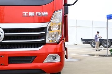 �й������ɶ����ó� ��ʨ 160���� 4.15�׵�����ʽ�Ῠ(����)ͼƬ