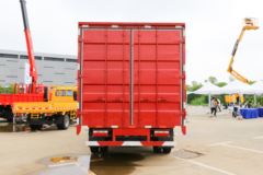 中国重汽成都商用车 瑞狮 160马力 4.15米单排厢式轻卡(国六)(CDW5040XXYHA1R6)