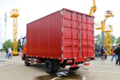 中国重汽成都商用车 瑞狮 160马力 4.15米单排厢式轻卡(国六)(CDW5040XXYHA1R6)