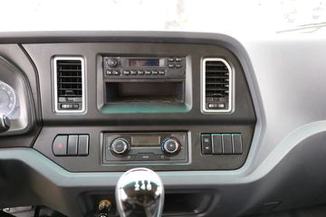 �й������ɶ����ó� ��ʨ 160���� 4.15�׵�����ʽ�Ῠ(����)ͼƬ