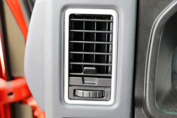 �й������ɶ����ó� ��ʨ 160���� 4.15�׵�����ʽ�Ῠ(����)ͼƬ