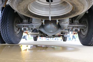 �й������ɶ����ó� ��ʨ 160���� 4.15�׵�����ʽ�Ῠ(����)ͼƬ