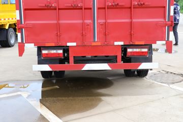 �й������ɶ����ó� ��ʨ 160���� 4.15�׵�����ʽ�Ῠ(����)ͼƬ