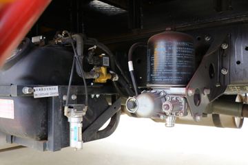 �й������ɶ����ó� ��ʨ 160���� 4.15�׵�����ʽ�Ῠ(����)ͼƬ