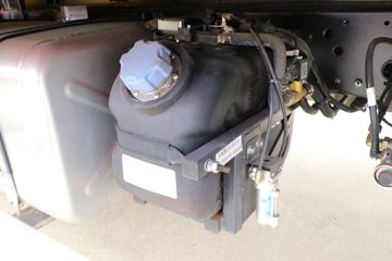 �й������ɶ����ó� ��ʨ 160���� 4.15�׵�����ʽ�Ῠ(����)ͼƬ