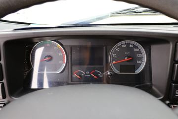 ���� ��ʮ��޿� 520���� 8X4 ������ҵ������(����)ͼƬ