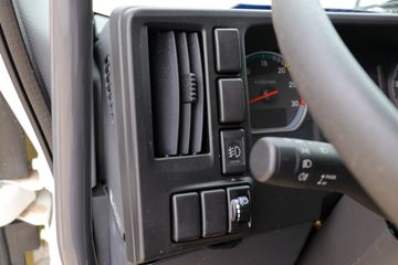 ���� ��ʮ��޿� 520���� 8X4 ������ҵ������(����)ͼƬ