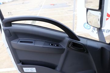 ���� ��ʮ��޿� 520���� 8X4 ������ҵ������(����)ͼƬ