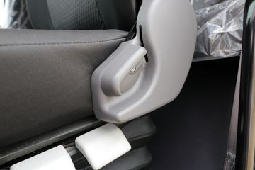 ���� ��ʮ��޿� 520���� 8X4 ������ҵ������(����)ͼƬ