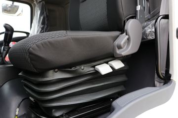 ���� ��ʮ��޿� 520���� 8X4 ������ҵ������(����)ͼƬ