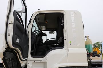 ���� ��ʮ��޿� 520���� 8X4 ������ҵ������(����)ͼƬ