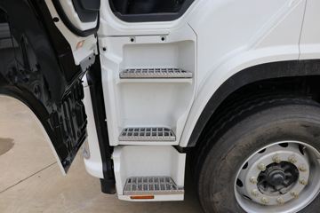 ���� ��ʮ��޿� 520���� 8X4 ������ҵ������(����)ͼƬ