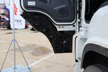 ���� ��ʮ��޿� 520���� 8X4 ������ҵ������(����)ͼƬ