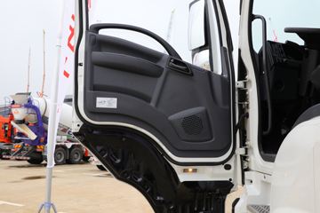 ���� ��ʮ��޿� 520���� 8X4 ������ҵ������(����)ͼƬ