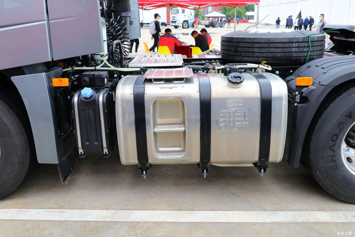  K7ؿ 560 6X4 AMTԶǣ(HFC4252P13K7E33S7V)                                                