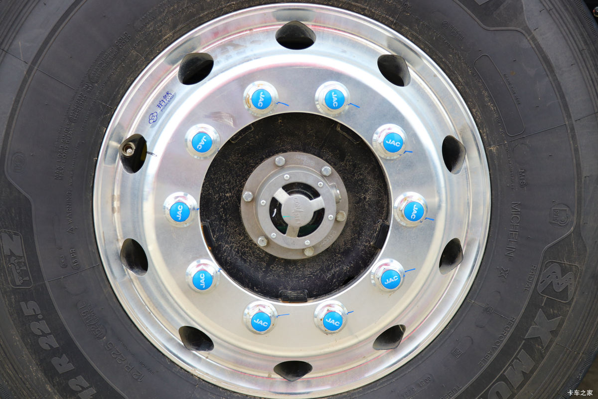  K7ؿ 560 6X4 AMTԶǣ(HFC4252P13K7E33S7V)                                                