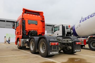 �й����� �ǵ¿�SITRAK G7�ؿ� 2021�� 480���� 6X4ǣ����ͼƬ