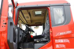 陕汽重卡 德龙X3000 550马力 6X4 牵引车(平顶)(SX4250XC42)