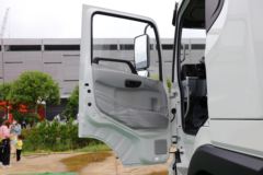 比亚迪 Q3 26T 6X4 纯电动牵引车