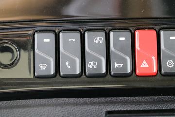 ���ǵ�T31 31T 8X4 5.6�״��綯��ж��ͼƬ