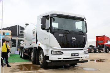 T31&nbsp;混凝土搅拌车外观                                                图片