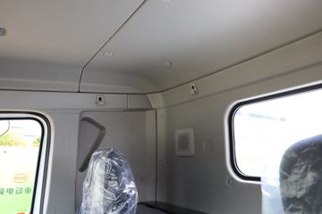 ���ǵ�T31 31T 8X4 7���������������䳵(�м�����)(BYD5310GJBEV1)ͼƬ