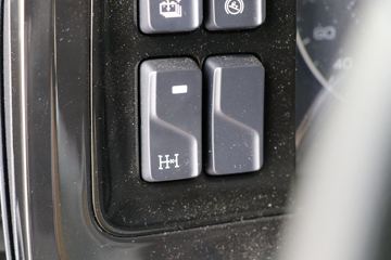 ���ǵ�T31 31T 8X4 7���������������䳵(�м�����)(BYD5310GJBEV1)ͼƬ