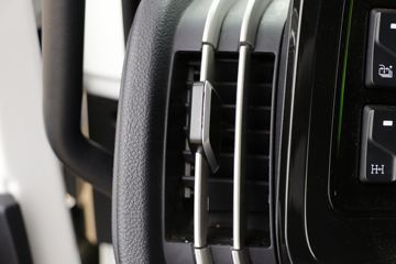 ���ǵ�T31 31T 8X4 7���������������䳵(�м�����)(BYD5310GJBEV1)ͼƬ